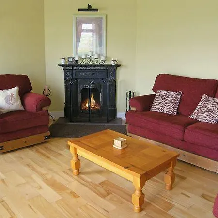 بيت للعطل Lough Currane